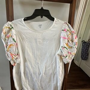 Crown & Ivy White Top with Colorful Puff Sleeves